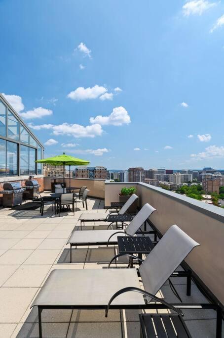 Incredible Apartment With Rooftop In Pentagon City Арлінгтон Екстер'єр фото